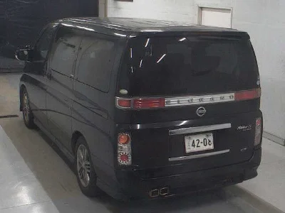 NISSAN ELGRAND