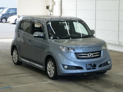 TOYOTA BB