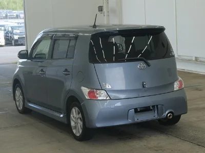 TOYOTA BB