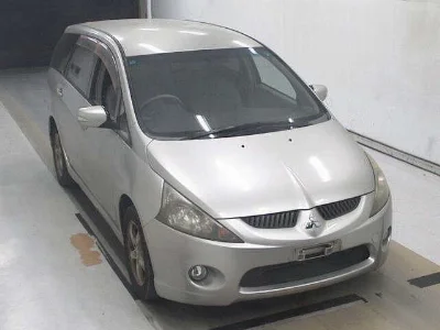 MITSUBISHI GRANDIS