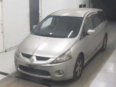 MITSUBISHI GRANDIS