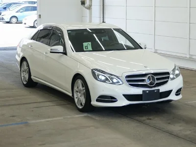 MERCEDES BENZ E CLASS