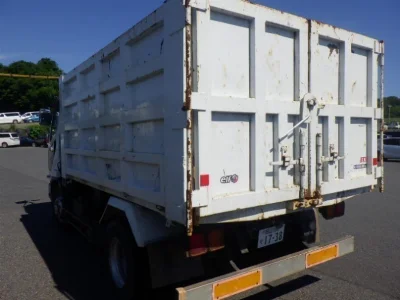 MITSUBISHI FUSO FIGHTER