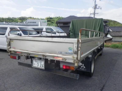 MITSUBISHI CANTER