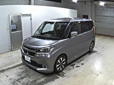 MITSUBISHI DELICA D2