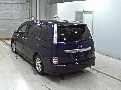 TOYOTA ISIS