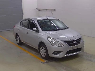 NISSAN TIIDA LATIO