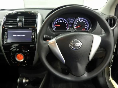 NISSAN TIIDA LATIO