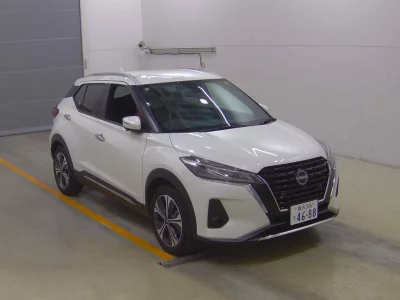 NISSAN KICKS