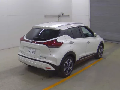 NISSAN KICKS