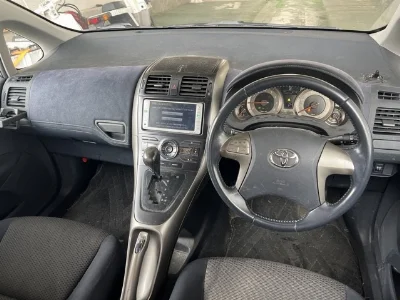 TOYOTA BLADE