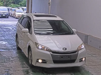 TOYOTA WISH