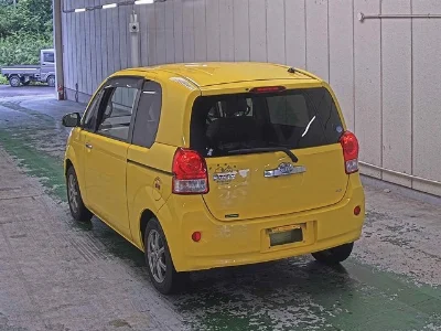 TOYOTA PORTE