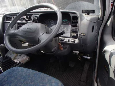 MITSUBISHI CANTER