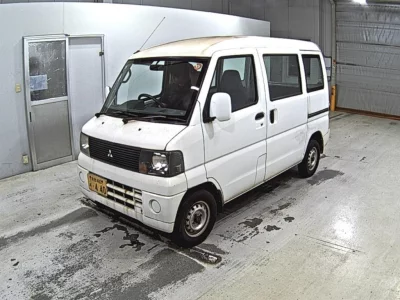 MITSUBISHI MINICAB