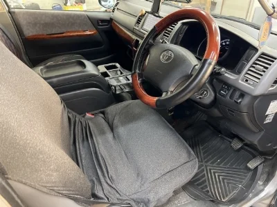 TOYOTA REGIUS ACE VAN