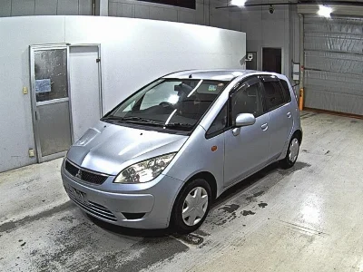 MITSUBISHI COLT
