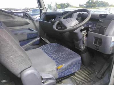 MITSUBISHI CANTER