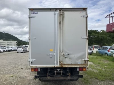 MITSUBISHI CANTER