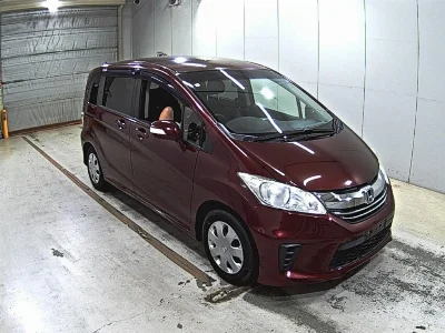 HONDA FREED