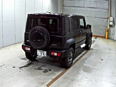 SUZUKI JIMNY NOMADE