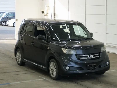 TOYOTA BB