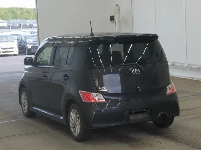 TOYOTA BB
