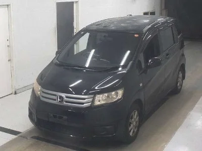 HONDA FREED SPIKE