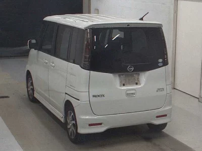 NISSAN ROOX