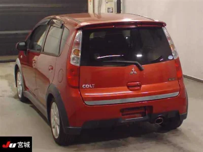 MITSUBISHI COLT