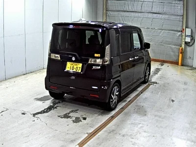 Suzuki Spacia Custom