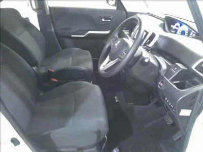 MITSUBISHI DELICA D2