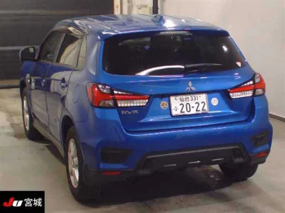 MITSUBISHI RVR