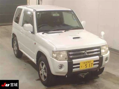 MITSUBISHI PAJERO MINI