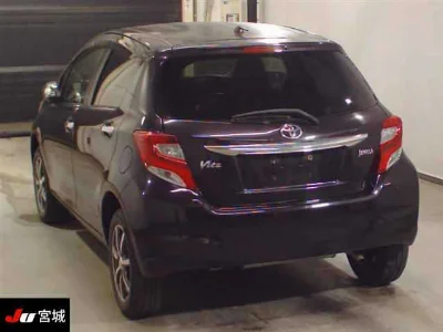 TOYOTA VITZ