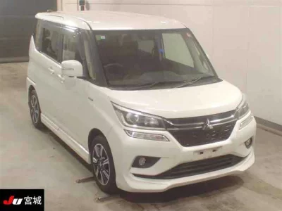 MITSUBISHI DELICA D2