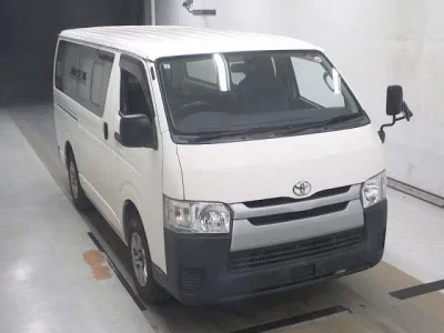 TOYOTA REGIUS ACE VAN