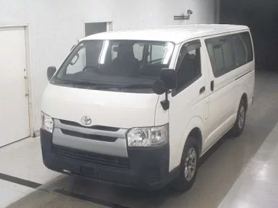 TOYOTA REGIUS ACE VAN