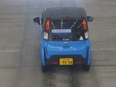 TOYOTA C+POD