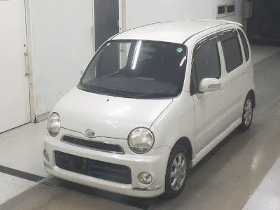 DAIHATSU MOVE LATTE