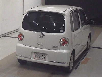 DAIHATSU MOVE LATTE