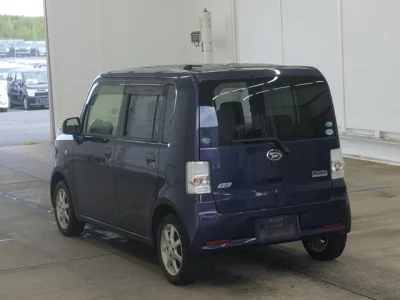 DAIHATSU MOVE CONTE