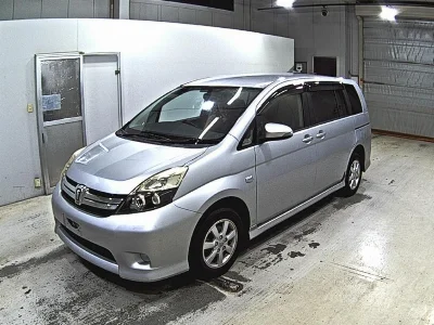 TOYOTA ISIS