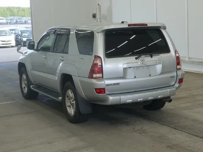 TOYOTA HILUX SURF
