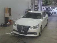 Цена авто Toyota Crown с аукционов Японии, номер кузова AWS210, пробег 88 000, оценка 6