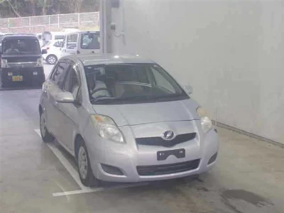 TOYOTA VITZ