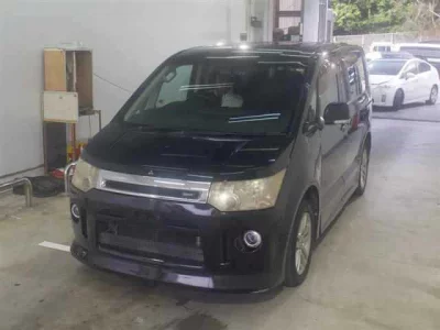 MITSUBISHI DELICA D5