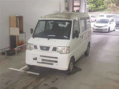 NISSAN CLIPPER VAN