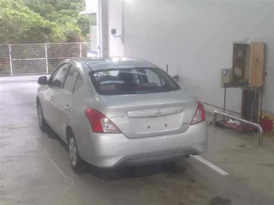NISSAN TIIDA LATIO