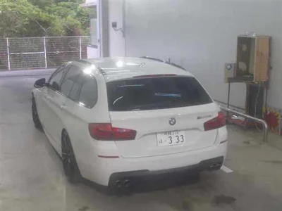 BMW 5 SERIES